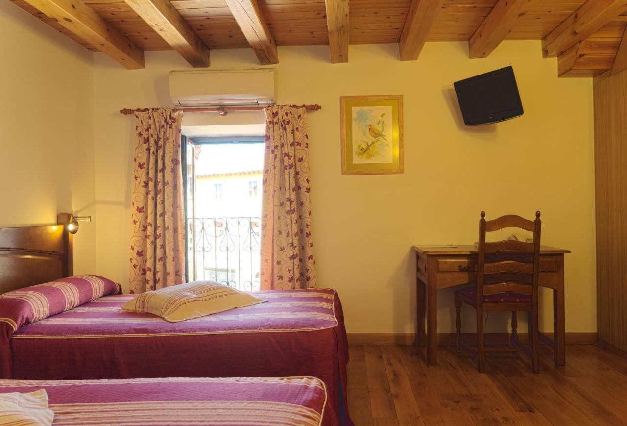 Hotel Jacobeo Belorado Ngoại thất bức ảnh