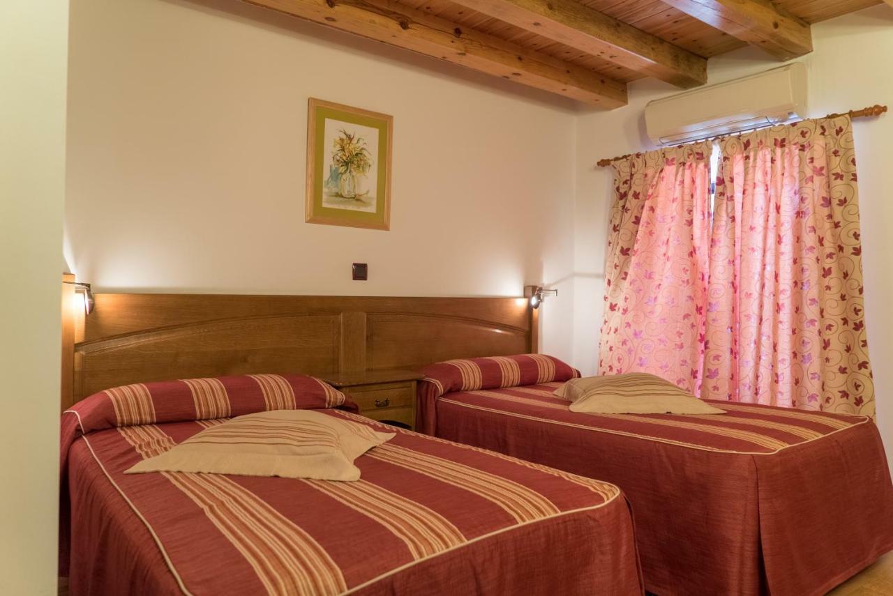 Hotel Jacobeo Belorado Ngoại thất bức ảnh